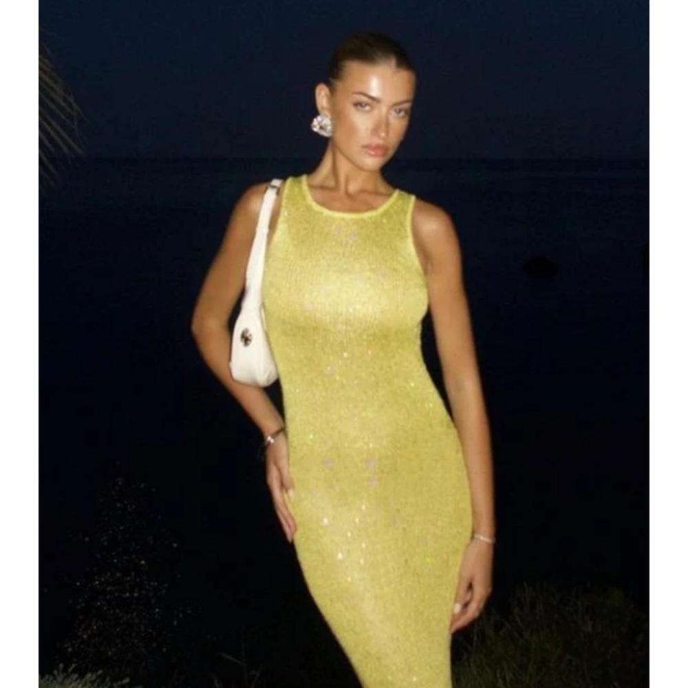 Vibrant Yellow Bodycon Midi Dress for Night Out